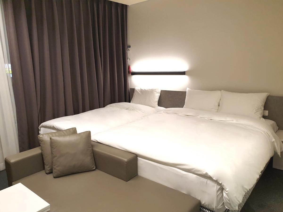Grand City Hotel Changwon Ngoại thất bức ảnh