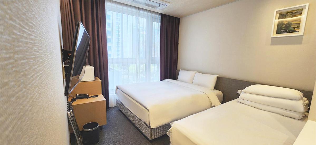 Grand City Hotel Changwon Ngoại thất bức ảnh