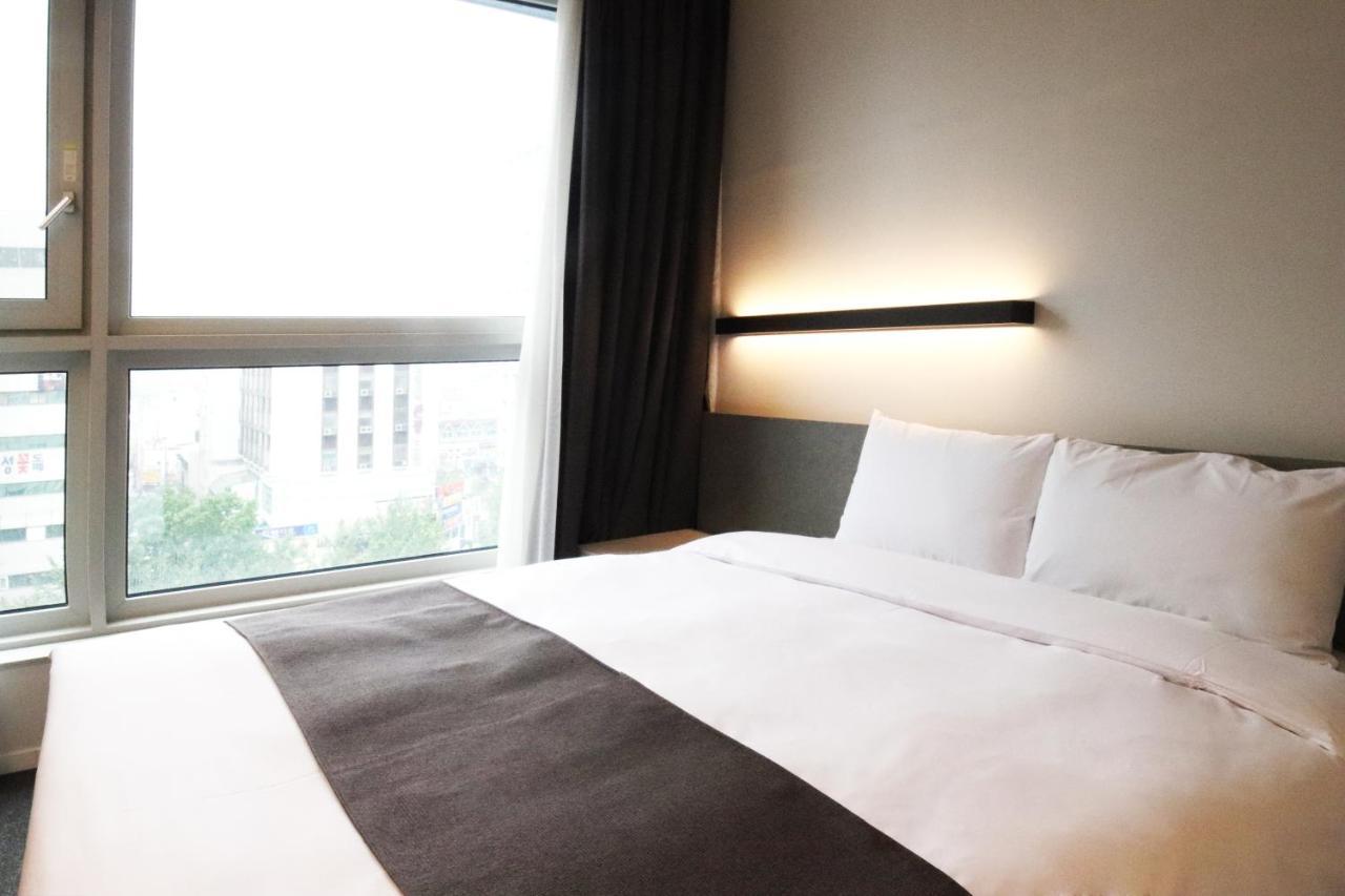 Grand City Hotel Changwon Ngoại thất bức ảnh