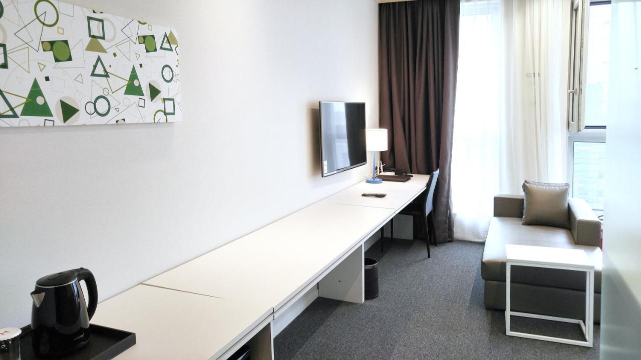 Grand City Hotel Changwon Ngoại thất bức ảnh